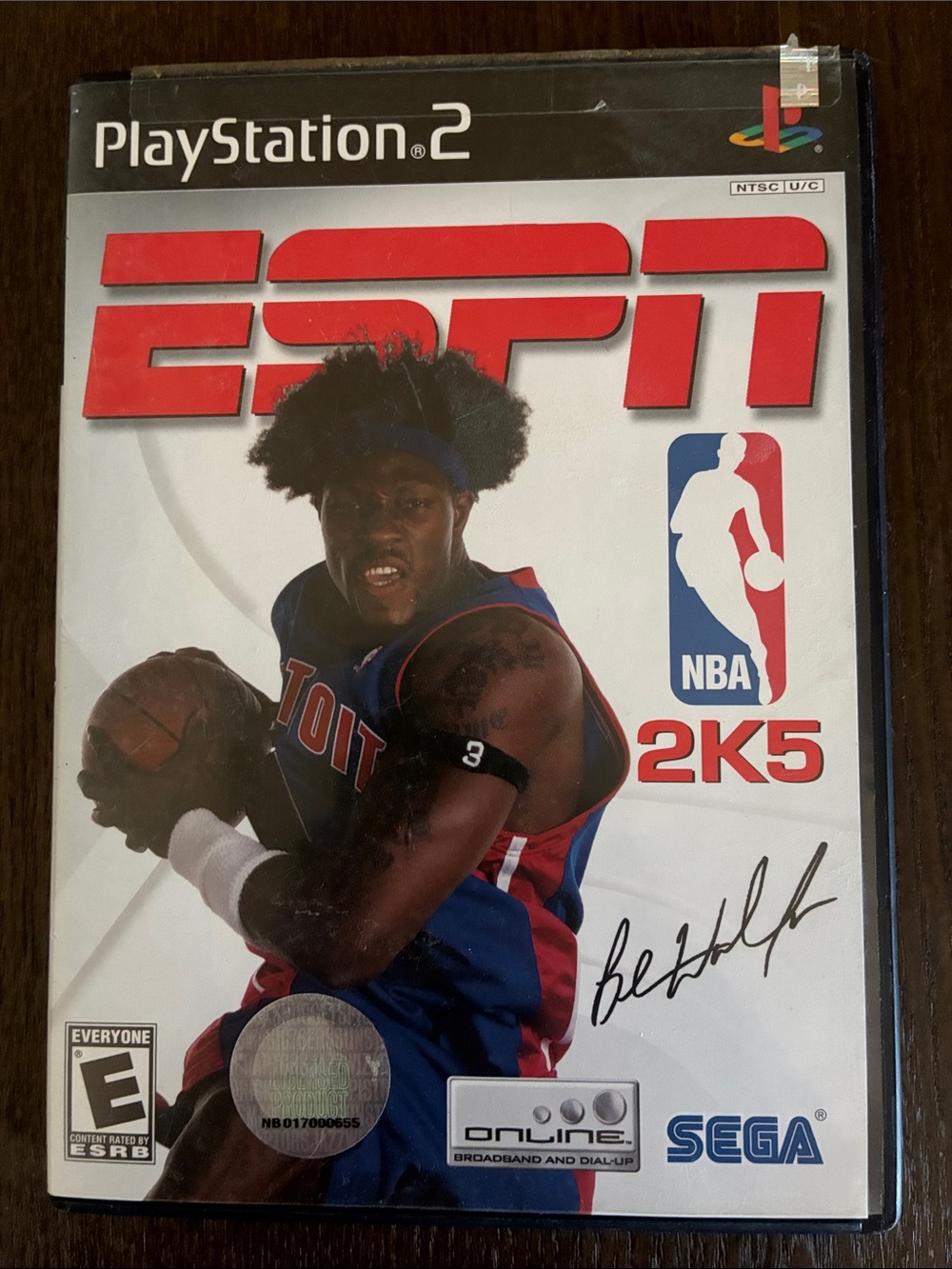 ESPN NBA 2K5 PlayStation 2 Game - Blue & Red Cover